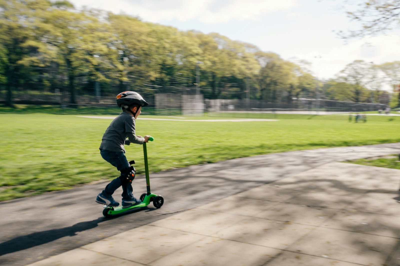 Oxelo Town 9 : Trottinette adulte Decathlon, Prix, Avis & Test en 2023