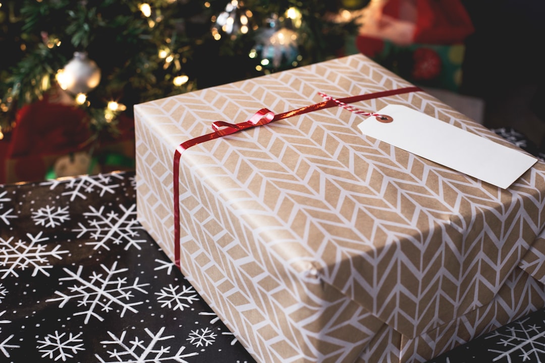 50 idées inspirantes de cadeau femme enceinte noel : surprenez la future maman !