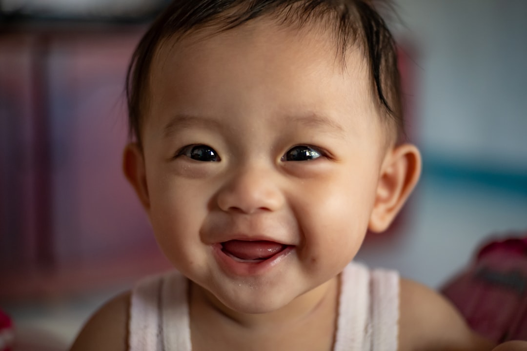 Faut-il une veilleuse pour bébé ? Avantages et pièges à éviter
